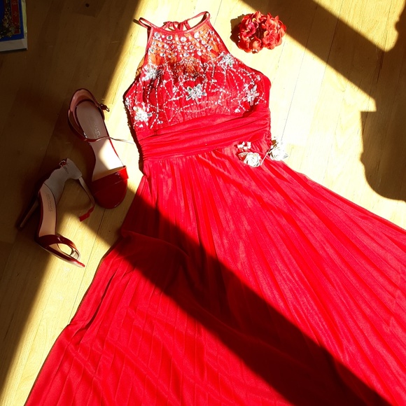 Red Prom Dress w Iridescent Beading & Strappy Back - Picture 2 of 7